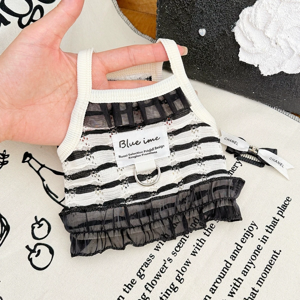 Ropa de encaje para mascotas, camiseta sin mangas con tirantes a rayas, ropa para perros y gatos, falda bonita de princesa, chaleco de peluche para perros pequeños, ropa fina para cachorros - imagen 5