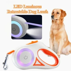 Correa retráctil automática para perros con luz LED, plomo de nailon luminoso para caminar de noche y correr, correa ajustable para mascotas con linterna