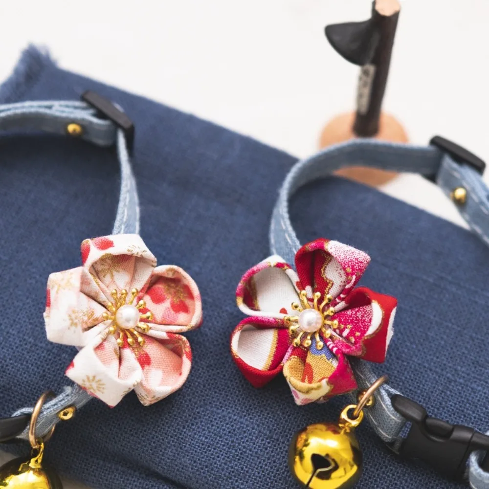 Collar floral ajustable con cascabel para gatos y perros primavera verano - imagen 4