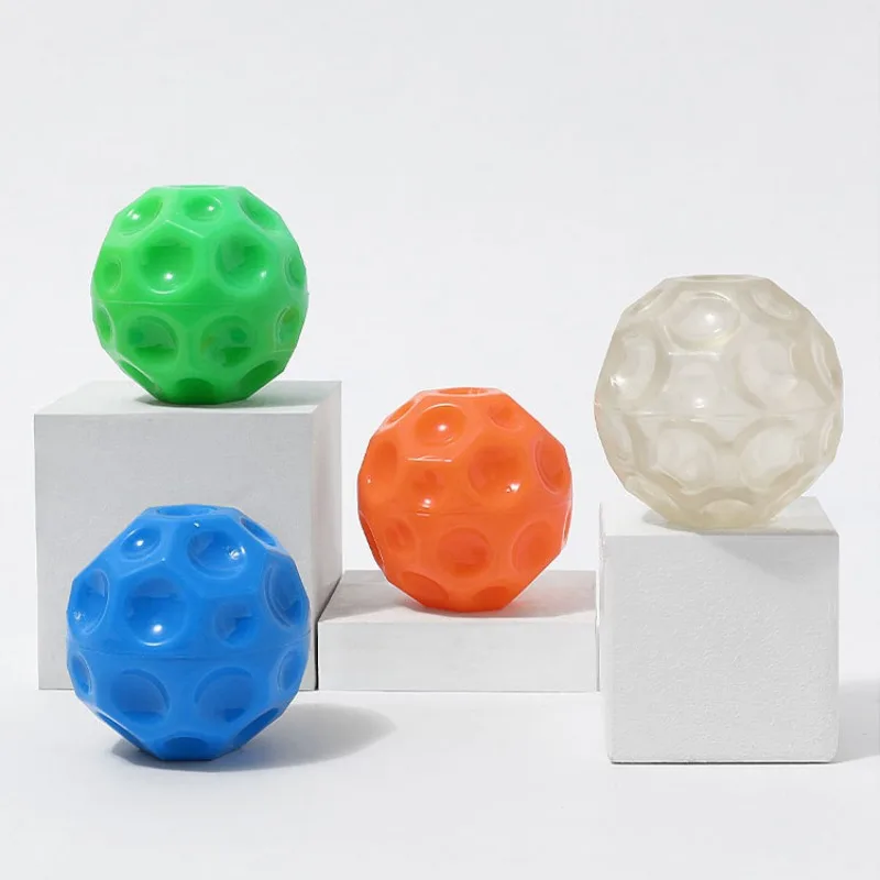 Pelotas hinchables sólidas para perros, juguete interactivo para interiores para mascotas, juguete chirriante para cachorros, resistente al masticable, suministros para juegos, producto de pelota para perros - imagen 2