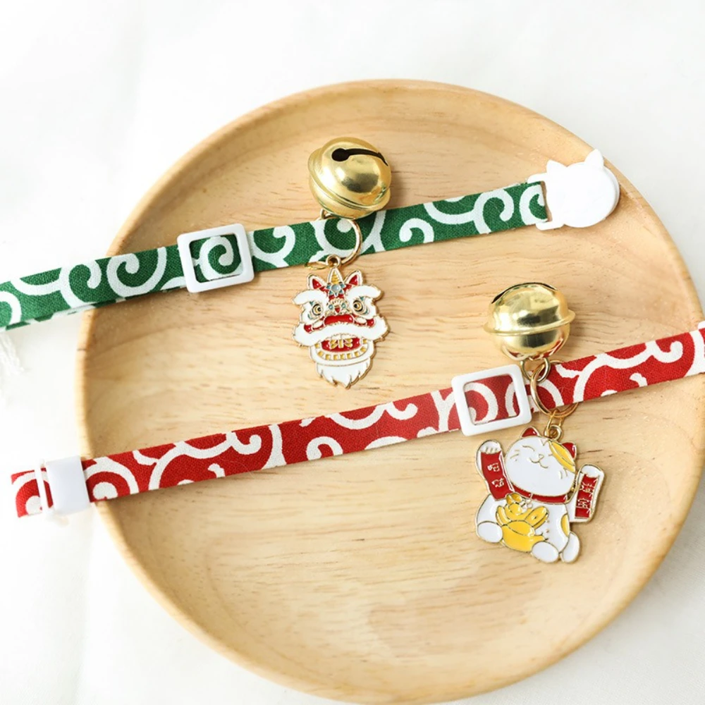 Collar con campana decorativo para perros y gatos – Amuleto de Año Nuevo - imagen 5