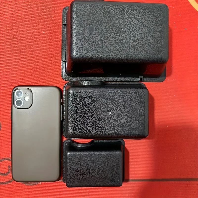 Varios tamaños de escondite para reptiles negros con cúpula y túnel de entrada - Habitat de textura plástica duradera Adecuado para lagartos, cobras, centípedes y otros reptiles pequeños - Refugio de escape ventilado y fácil de limpiar para terrarios