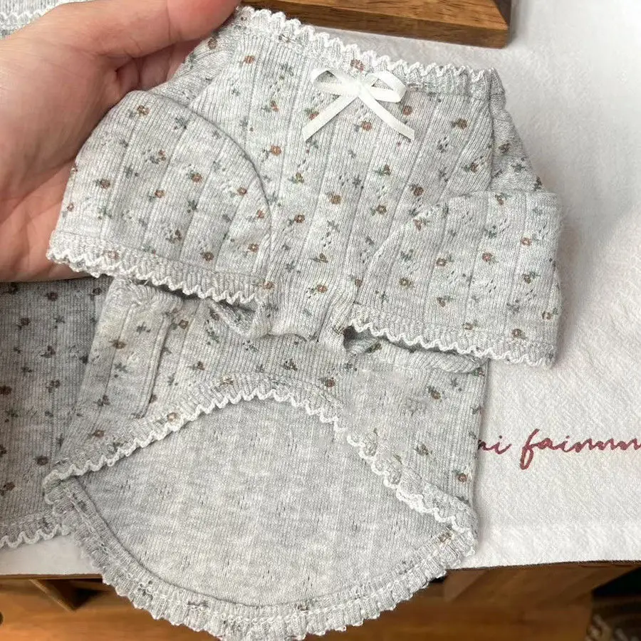 Camisa básica cómoda de primavera para mascotas, camiseta Floral bonita y transpirable para el hogar, Top de peluche de primavera, ropa para cachorros