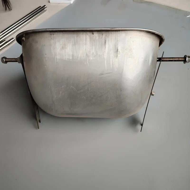 Comedero cerdas con soporte – Accesorio para camada y madre - imagen 2