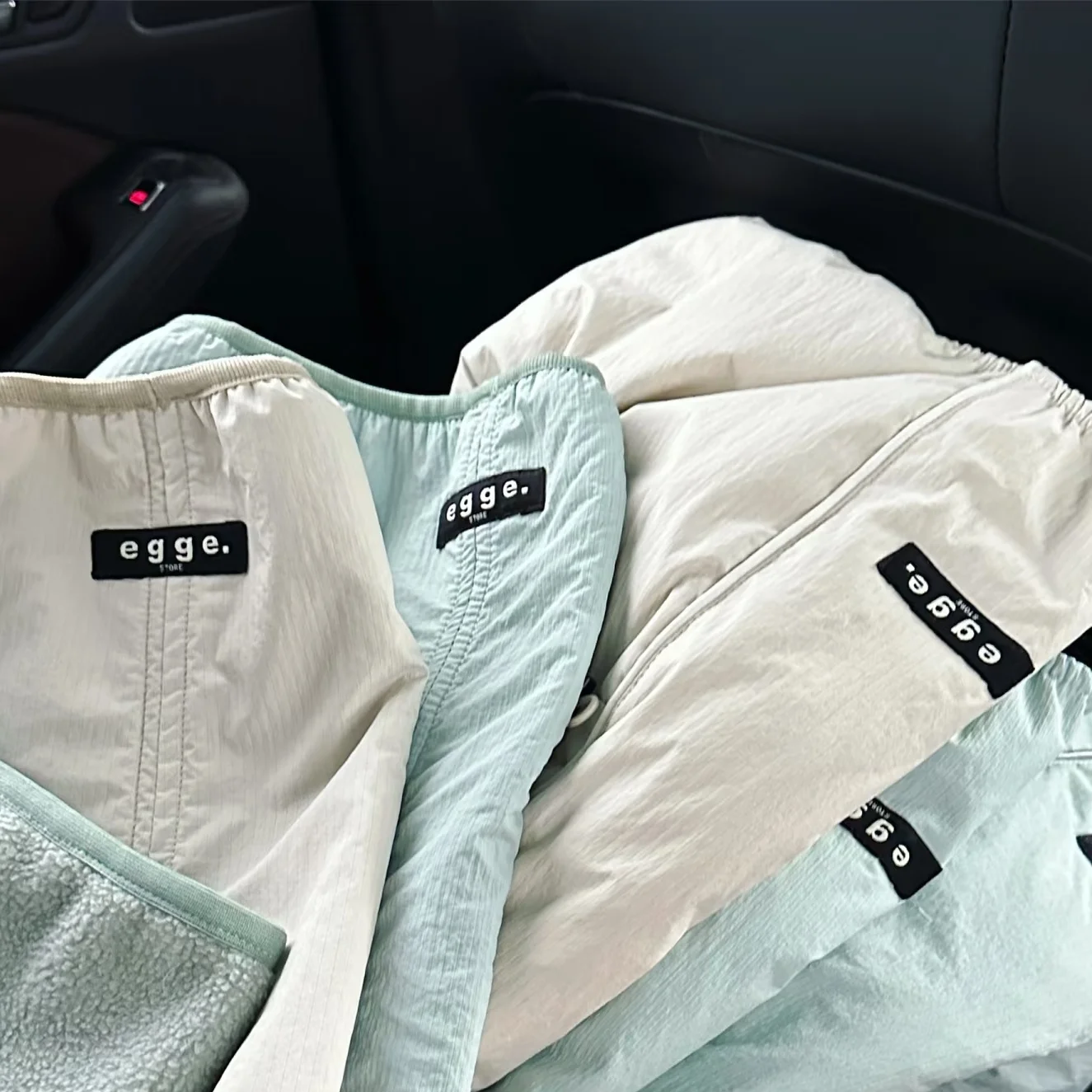 Abrigo grueso y cálido para perros medianos en invierno, chaqueta de café impermeable a prueba de viento, bufanda de lana, traje para Bedlington en clima frío - imagen 5