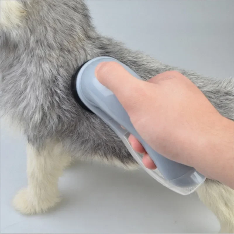 Succionador de pelo eléctrico para mascotas, cepillo eliminador de aspiradora portátil, peine de masaje para gatos y perros, dispositivo de aseo, accesorios para mascotas - imagen 3