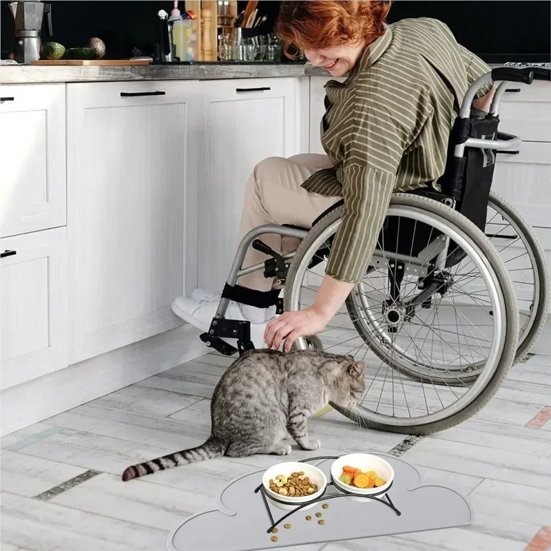 Estera impermeable para mascotas, almohadilla de alimentación de silicona de Color sólido para perros y gatos, cuenco para mascotas, estera para beber, mantel individual portátil para alimentación de perros - imagen 3
