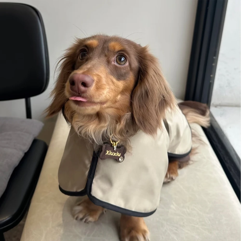 Chaqueta de capa blanca de moda para perros salchicha abrigo elegante impermeable a prueba de viento para perros pequeños medios Wiener Badger - imagen 3
