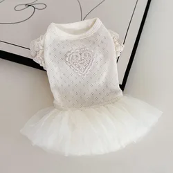 Vestido de malla transpirable con encaje para perros pequeños