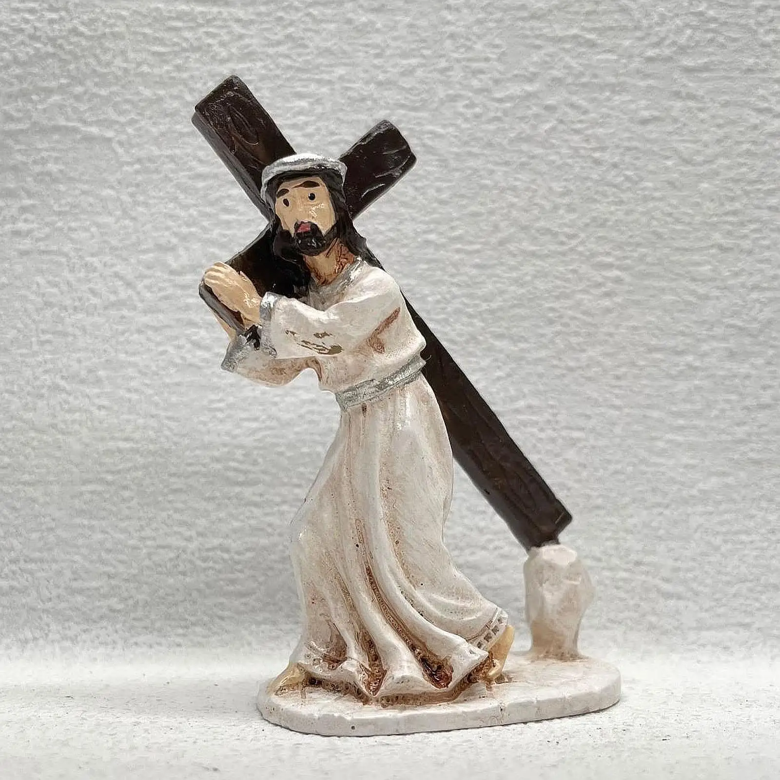 Crucifix Figurine Jesus Statue Holiday Craft Gift Home Decoration Christian Holy Catholic for Home Desktop Shelf Car Collection Crucifix Figurine Jesus Statue Holiday Craft Gift Home Decoration Christian Holy Catholic for Home Desktop Shelf Car Collection