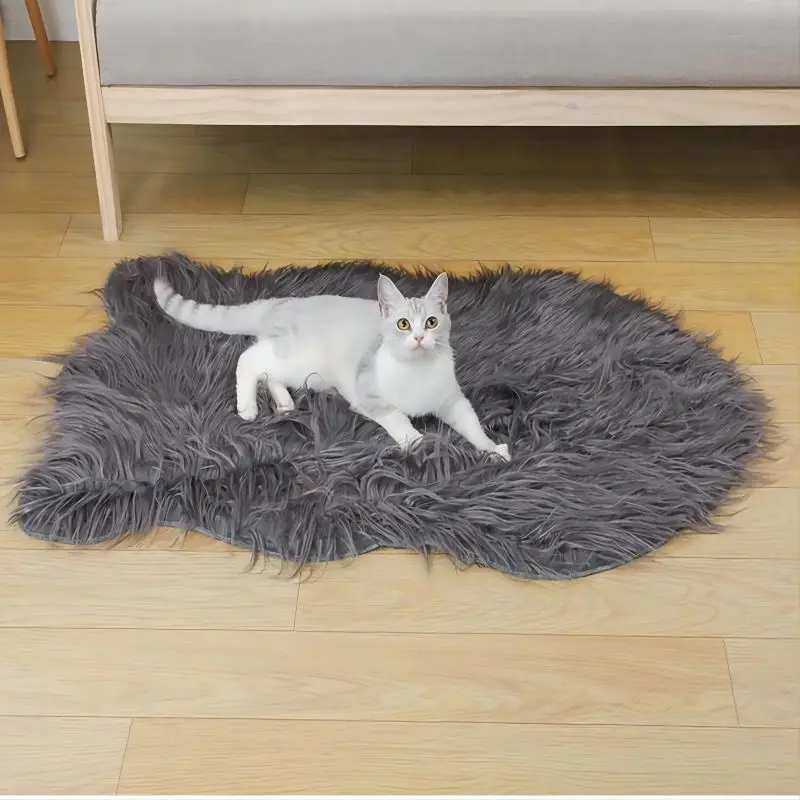 Cama de felpa Ultra suave para perros y gatos, esterilla para jaula, sofá, coche, cojín antideslizante, autocalentable - imagen 3