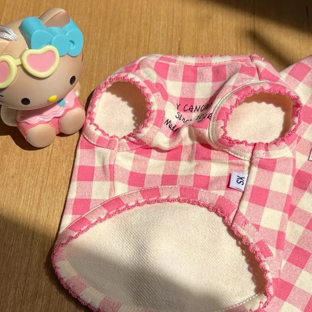 Camiseta sin mangas a cuadros para mascotas, Top de manga corta con protector solar, ropa fina y transpirable para perros pequeños, ropa para cachorros de peluche - imagen 3