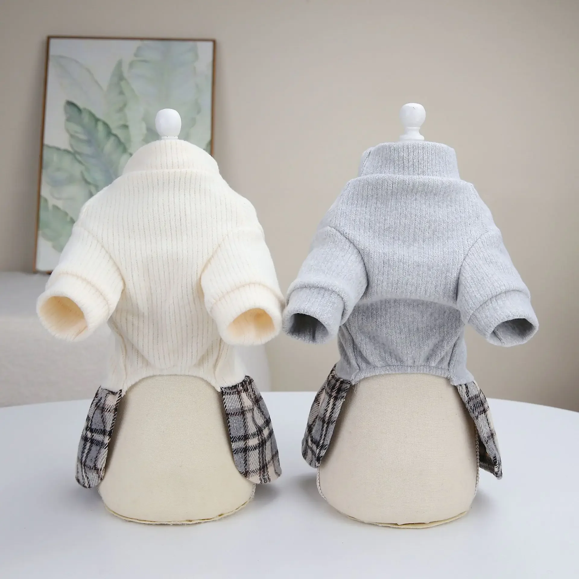 Falda corta a cuadros con empalme superior de punto para mascotas, suéteres de otoño e invierno, ropa para perros, gatos, falda a cuadros de invierno - imagen 4