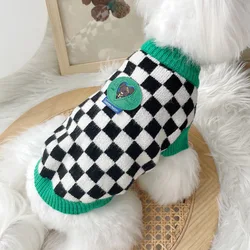 Suéter de cuadros blanco y negro para perros pequeños – Otoño/Invierno