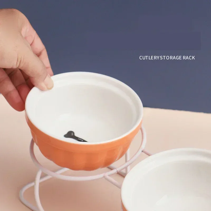 Cuenco doble a la moda, bonito alimentador de cerámica para mascotas, pie alto, diseño oblicuo, hueso de pescado, estampado, protege la columna vertebral, accesorios para comedero para perros - imagen 5