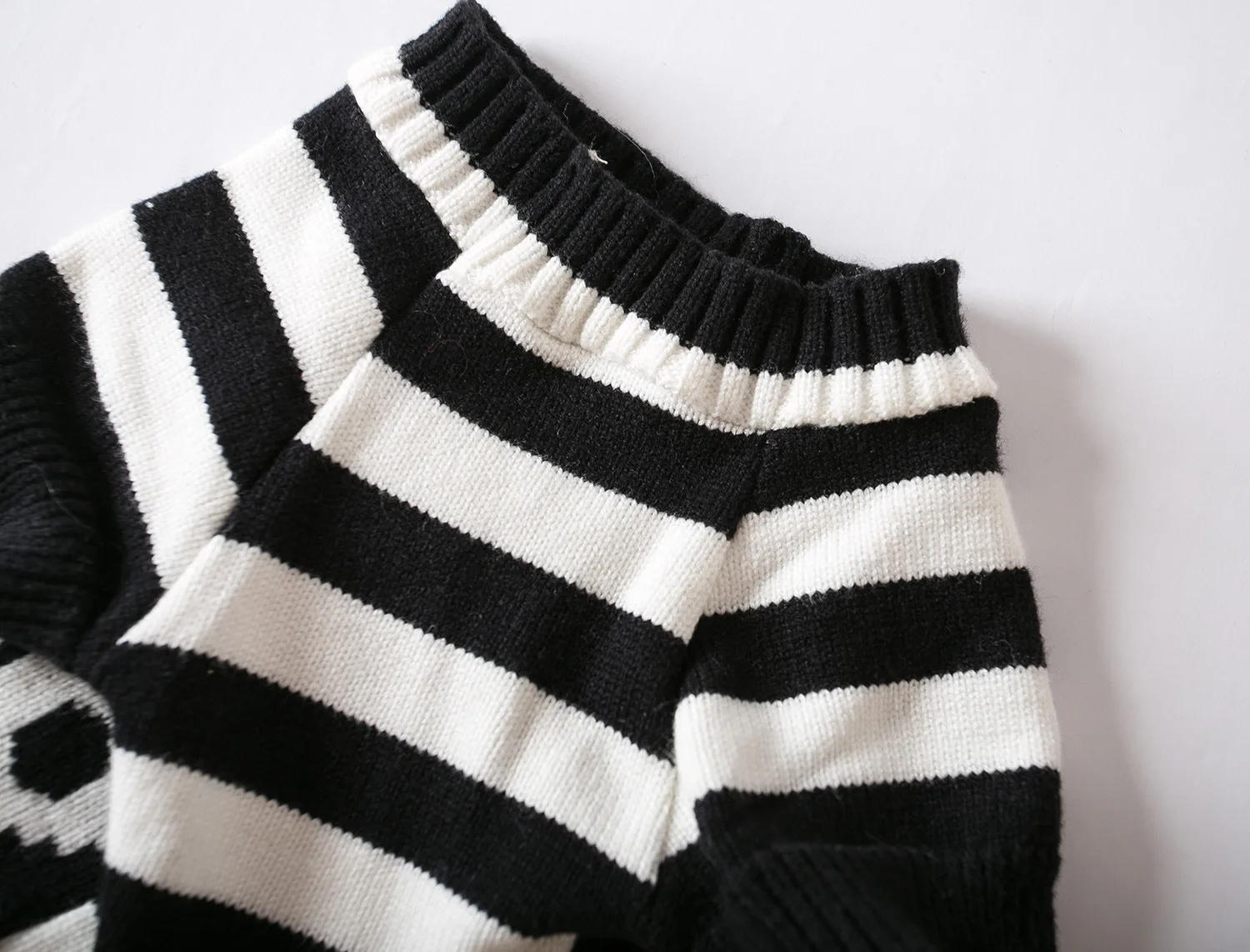 Disfraz de Halloween para mascotas, suéter de punto de Calavera, primavera y otoño, cálido para gatos y perros - imagen 5