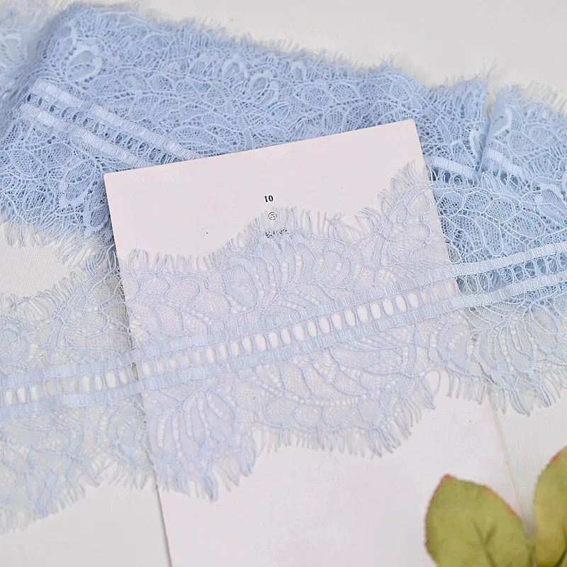 Encaje bordado hueco decorativo para ropa de perros y gatos - imagen 4