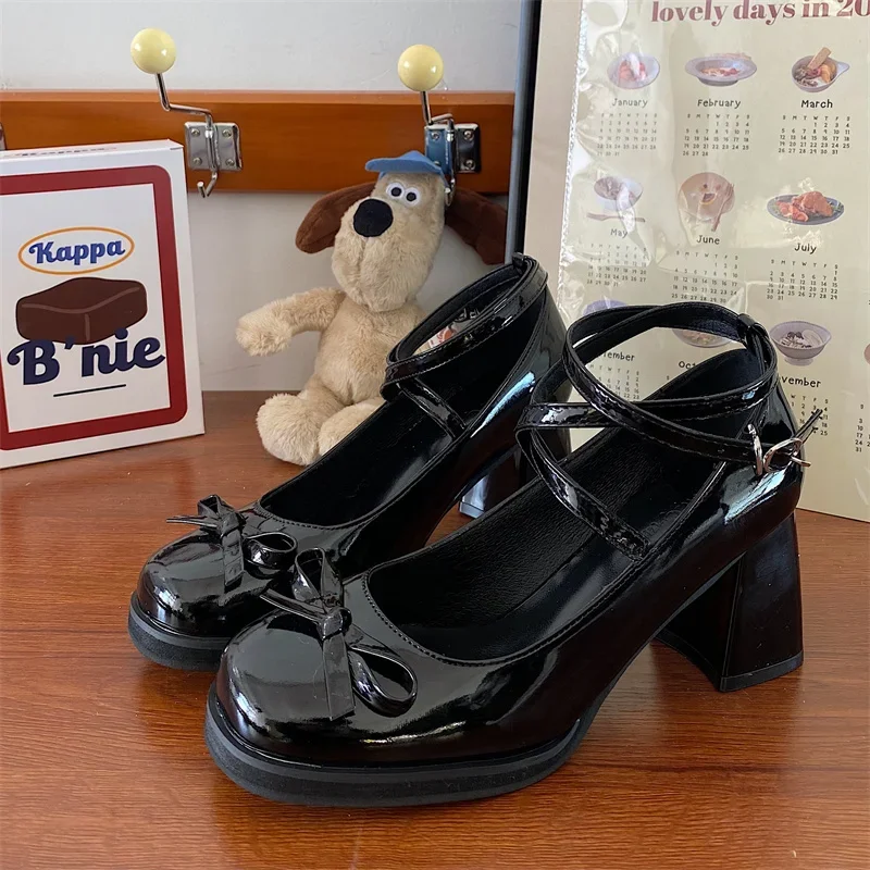Zapatos de tacón alto y grueso para mujer, zapatos rojos Mary Jane, zapatos de punta cuadrada Lolita para mujer, moda de primavera, zapatos de cuero para fiesta para mujer, nuevos - imagen 4