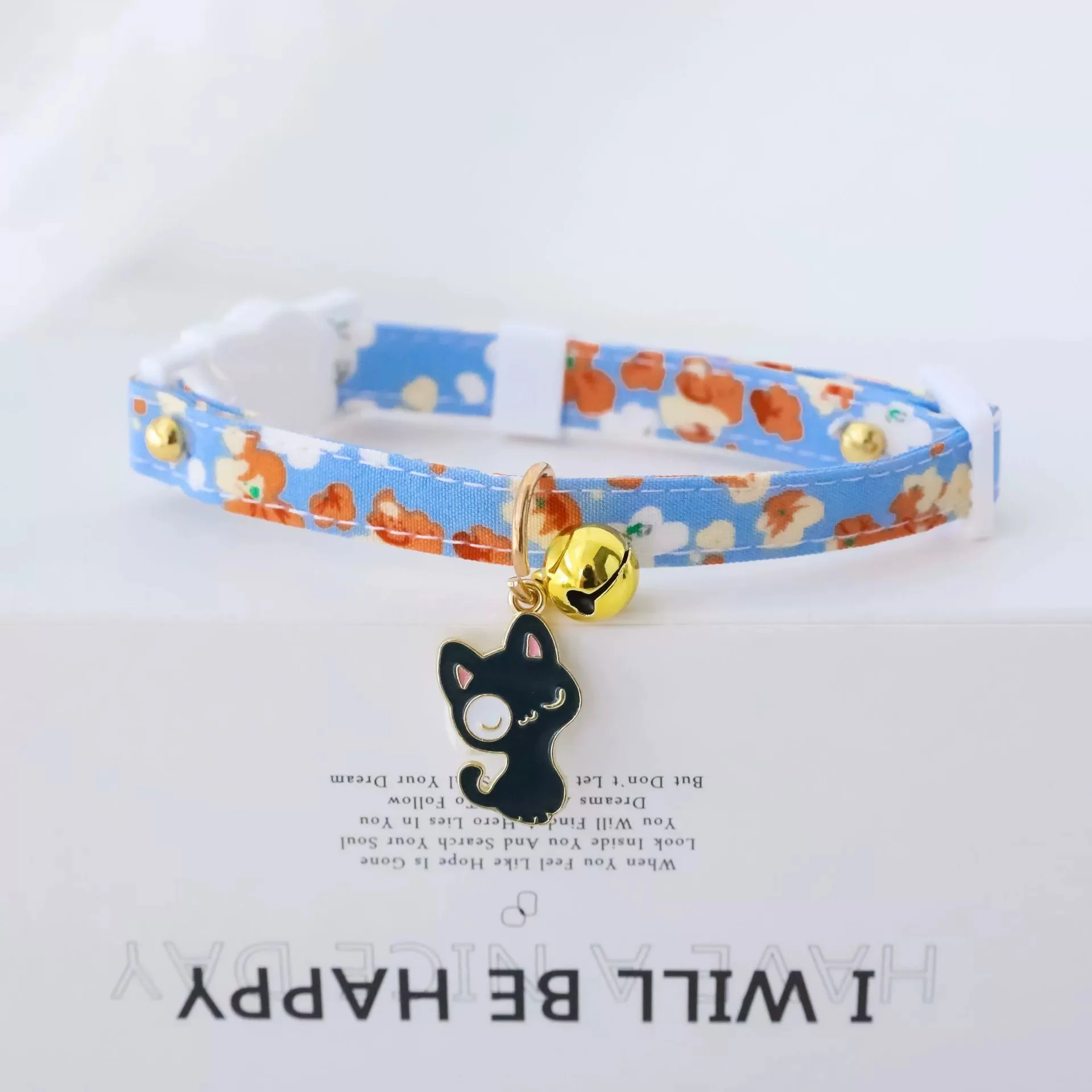 Lindo Collar de gato Koala con campana, Collar de seguridad ajustable, signo en forma de Animal, Collar de gato con patrón de fruta para cachorros, gatitos y gatos - imagen 4