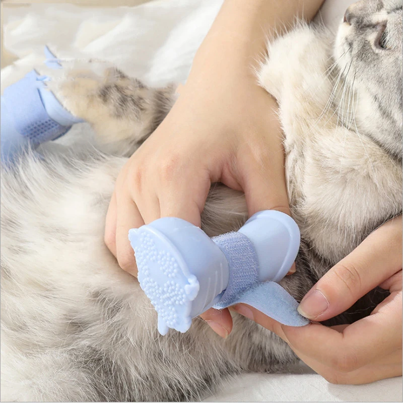 Botas de goma antideslizantes para perros y gatos pequeños, calzado impermeable para exteriores, resistente al desgaste, accesorios para mascotas, 4 unidades por lote - imagen 2