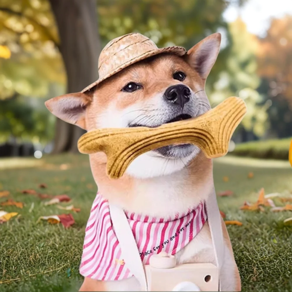 Juguete para masticar con astas de ciervo: compuesto de madera y plástico con pino natural para perros: dentición duradera y no tóxica para masticadores agresivos - imagen 2