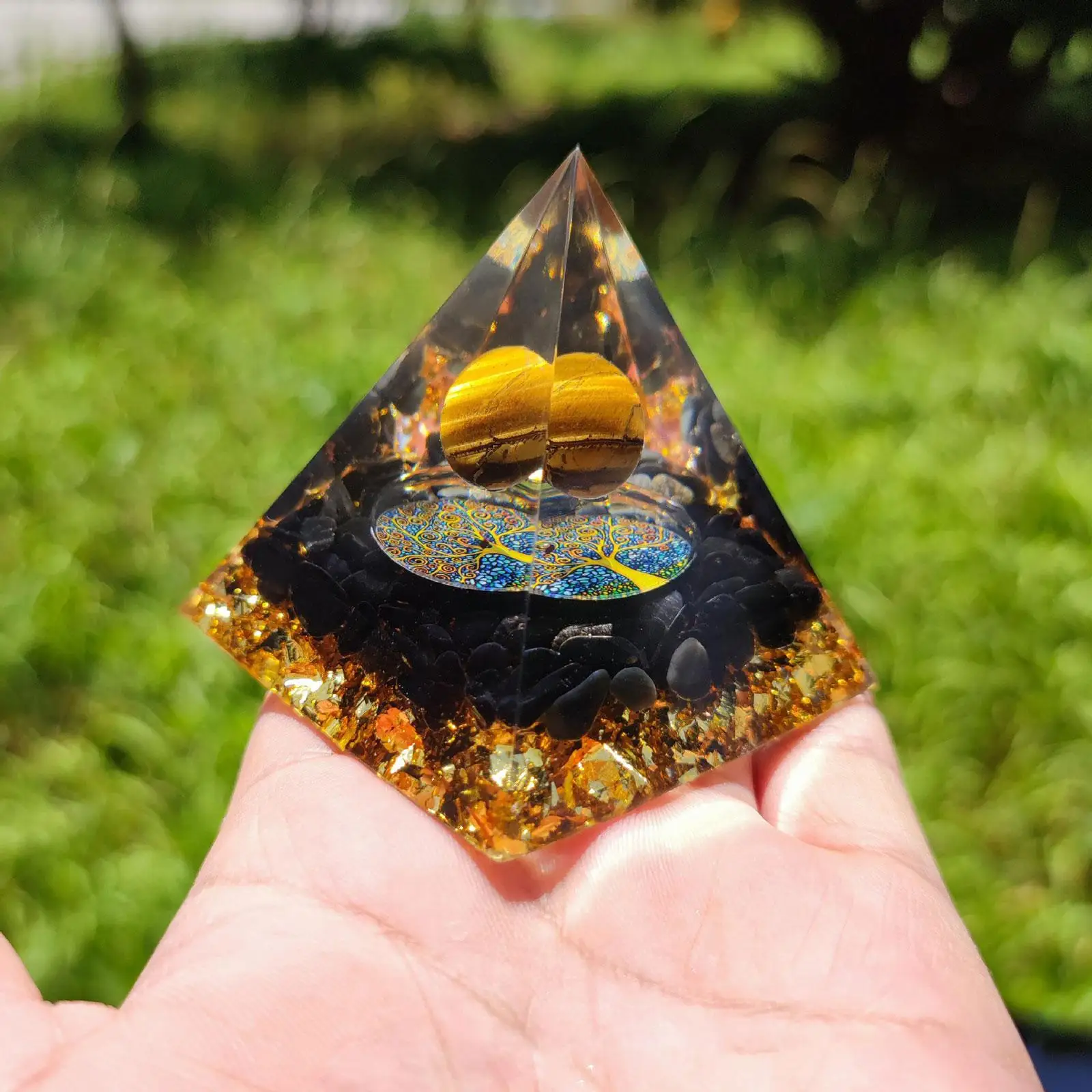 Orgone Pyramid Ornament Stylish for Yoga Meditation Resin Crafts 6cm Home Decor for Birthday Festival Christmas Mother's Day