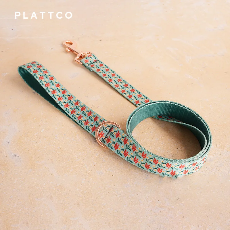 PLATTCO conjunto de perro de diseño único estampado patrón FRANGIPANI BLANCO con hebilla de oro rosa de alta calidad 5 tamaños PDC343RG&PDL343RG&PBT182 - imagen 4