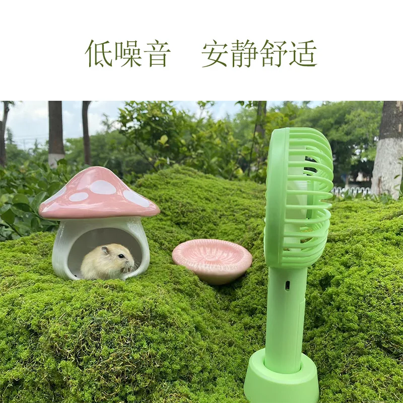 Ventilador eléctrico Mini llevar hámster refrigeración pequeño ventilador tercer engranaje Usb mascota oso dorado productos especiales para mascotas de verano - imagen 2