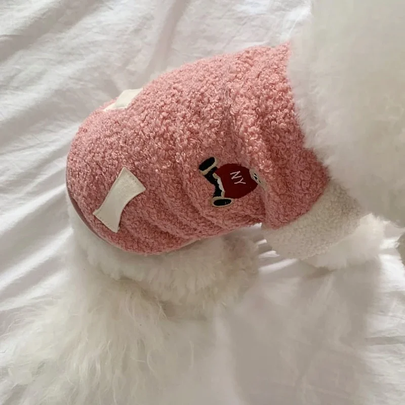 Ropa de béisbol para mascotas, chaquetas para perros, Sudadera con capucha de invierno, ropa cálida de dos pies de Pomerania, Jersey suave de peluche, ropa bonita para perros - imagen 3