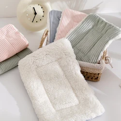 Cama felpa suave para conejos y hámsteres – versión invernal cálida