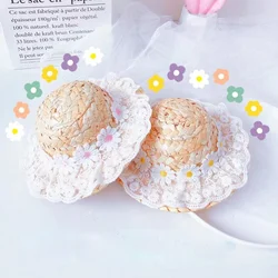 Sombrero de paja con flores para perros y gatos pequeños