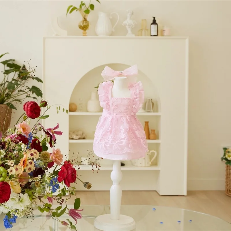 Vestido de princesa con mangas voladoras de encaje para primavera/verano para mascotas, ropa fina para perros y gatos, tocado con lazo, ropa para perros pequeños - imagen 5