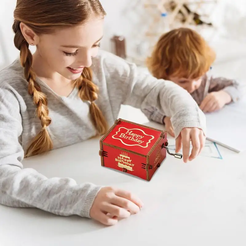 Caja de música antigua roja grabada, regalo de madera para amante, regalo único para amante, novio, novia, marido, esposa para Navidad - imagen 3