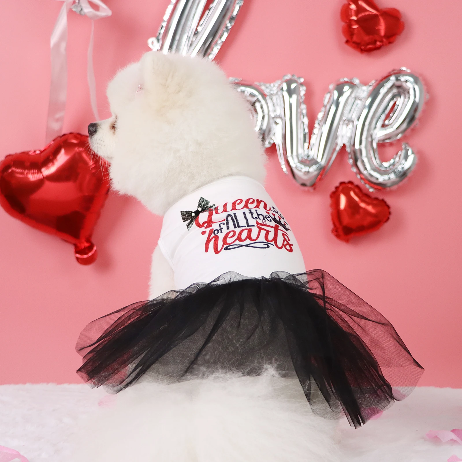 Vestido para mascotas con falda de tul rosa y elementos de amor, lindo traje para cachorros, ropa moderna para perros pequeños, ropa dulce para mascotas para el día de San Valentín