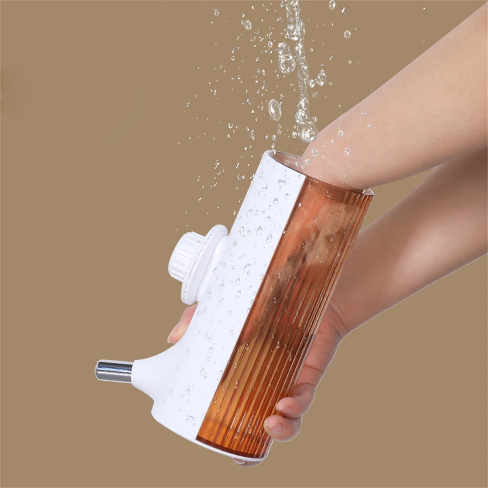 Botella de agua de plástico para mascotas, bebedero automático para mascotas, jaula colgante, dispensador, alimentador, gato, perro, ardilla, conejo, bebedero, fuente de tubería - imagen 4