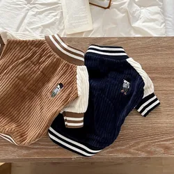 Ropa para perros de otoño e invierno - estilo béisbol