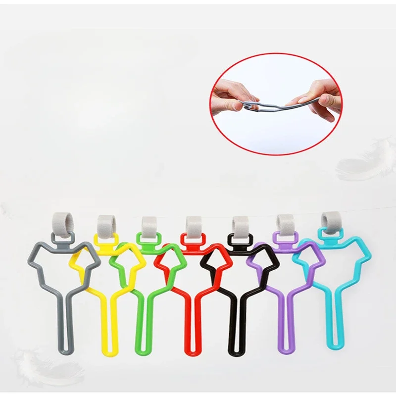 Dispensador de bolsas de basura para mascotas, caja de almacenamiento portátil con hebilla colgante para gatos y perros, suministros para perros, 1 ud. - imagen 4