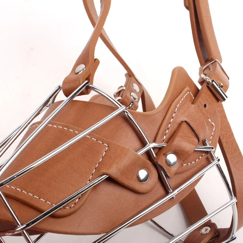 Bozal de perro de cuero y Metal, bozal de cesta antimordida ajustable para perros medianos y grandes, cubierta bucal de entrenamiento, protección para mascotas al aire libre