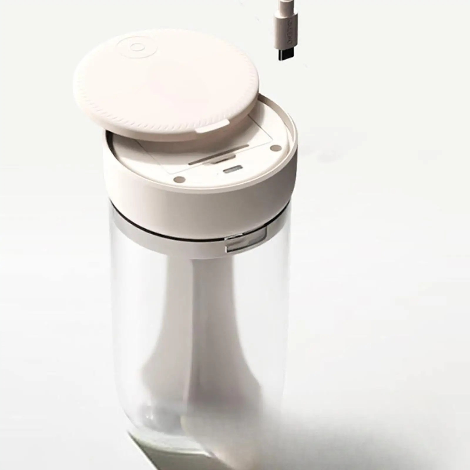 Electric Dog Shampoo Foam Machine,Foaming Easy to Use Mixer,Dog Grooming Shampoo Frother,Shampoo Foamer for Pet Bathing Puppy