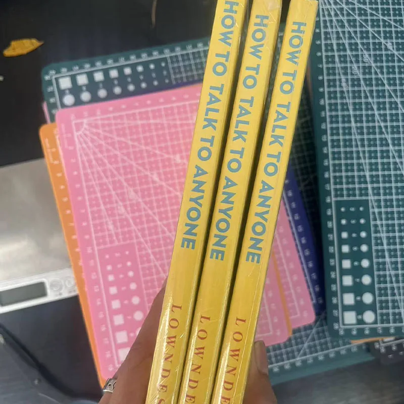 Libro de comunicación sobre cómo hablar con cualquier persona de Leil Lowndes 92, trucos pequeños para un gran éxito en las relaciones, Paperback - imagen 3