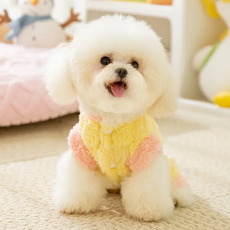 Bonito roupas para cães inverno quente macaron adesivo tracionável roupas de quatro pernas pequeno cão gato animal de estimação velo gato camisola produtos para animais de estimação - imagen 3