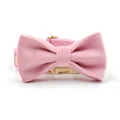 collar with bow