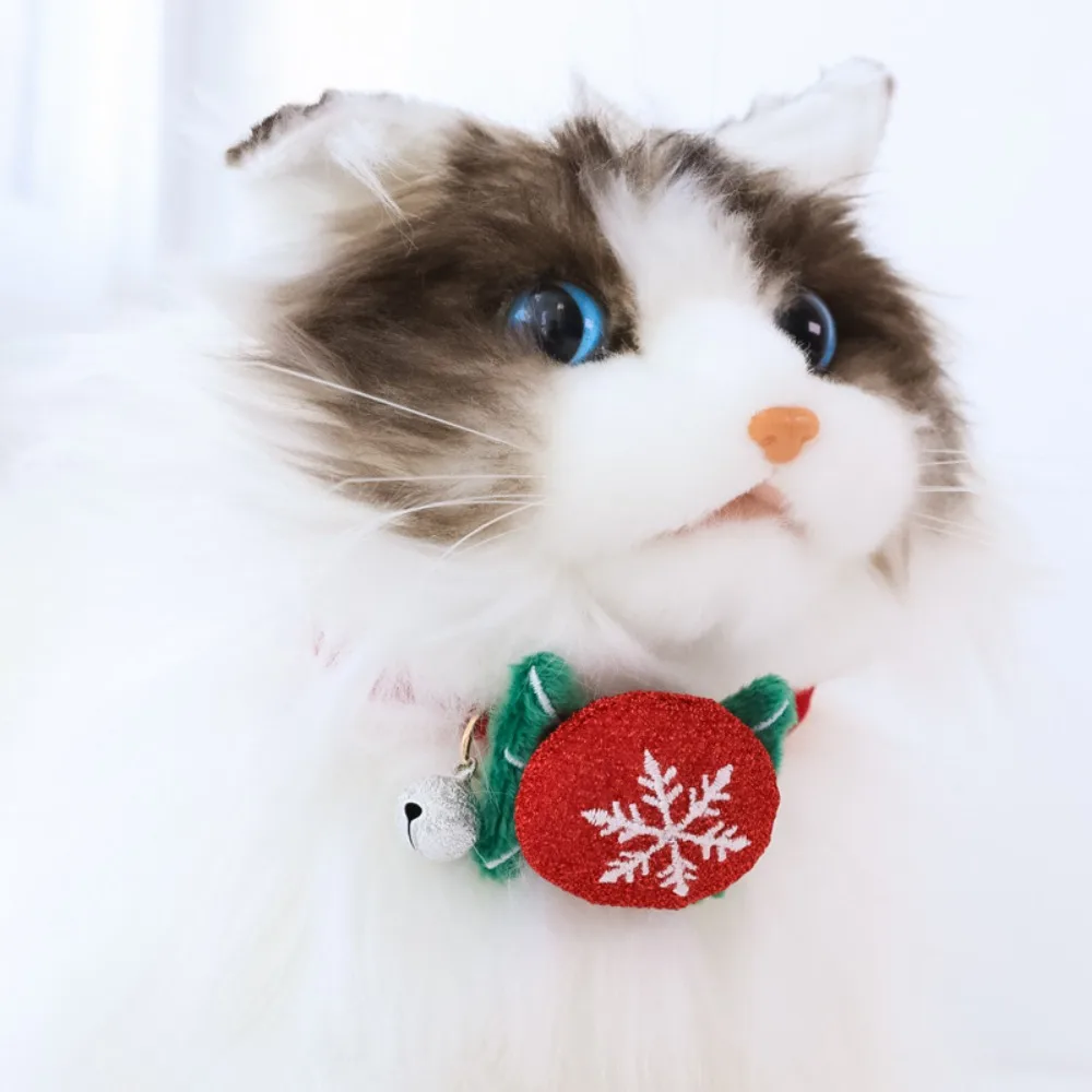 Collar navideño con campana y hebilla de seguridad para gatos y perros - imagen 3