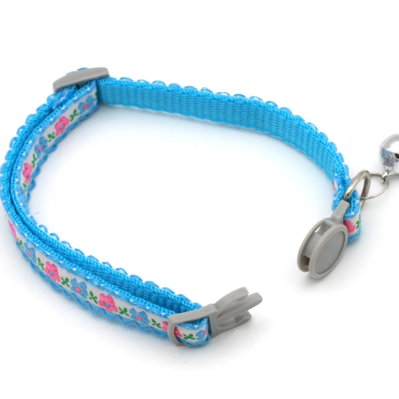 Collar de gato bordado floral con campana - Collar de seguridad de encaje ajustable para gatitos, collar retro hecho a mano para mascotas