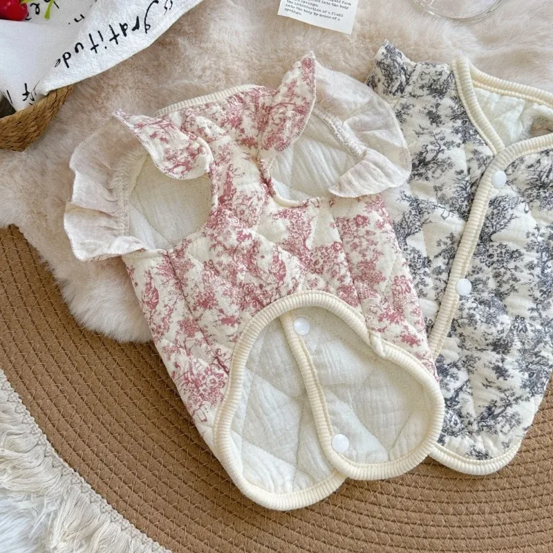 Ropa para mascotas, Parkas cálidas de gasa con mangas voladoras para perros, ropa para el hogar, ropa de otoño e invierno para perros pequeños, chaleco Floral cálido para cachorros - imagen 2