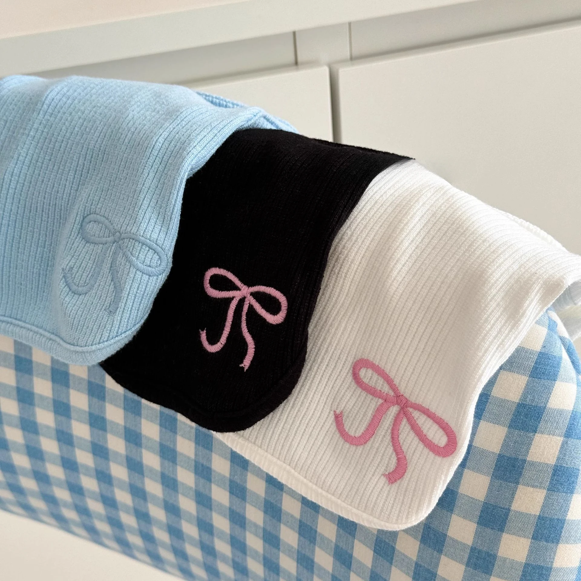 Chaleco con lazo bordado para mascotas, ropa de invierno para gatos, chaleco para perros pequeños, ropa para cachorros, ropa para perros pequeños - imagen 2