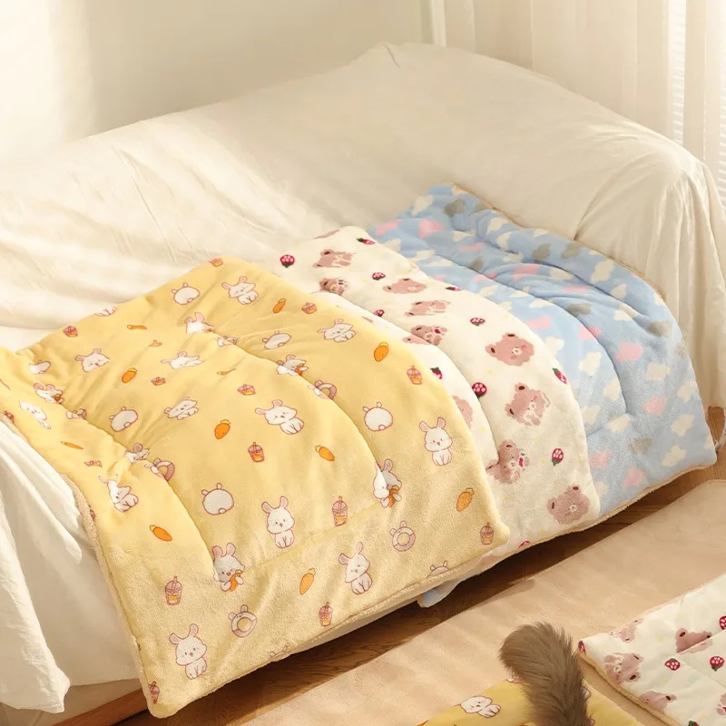 Manta de cama cálida de lana para perros y gatos, almohadilla para dormir con estampado bonito, suministros para cachorros y gatitos, colcha de nido suave portátil para viajes al aire libre, invierno - imagen 5