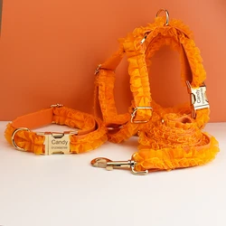 Collar de perro personalizado naranja con encaje para boda
