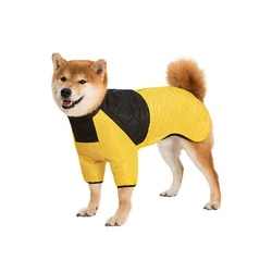 Abrigo impermeable acolchado para perros medianos y grandes