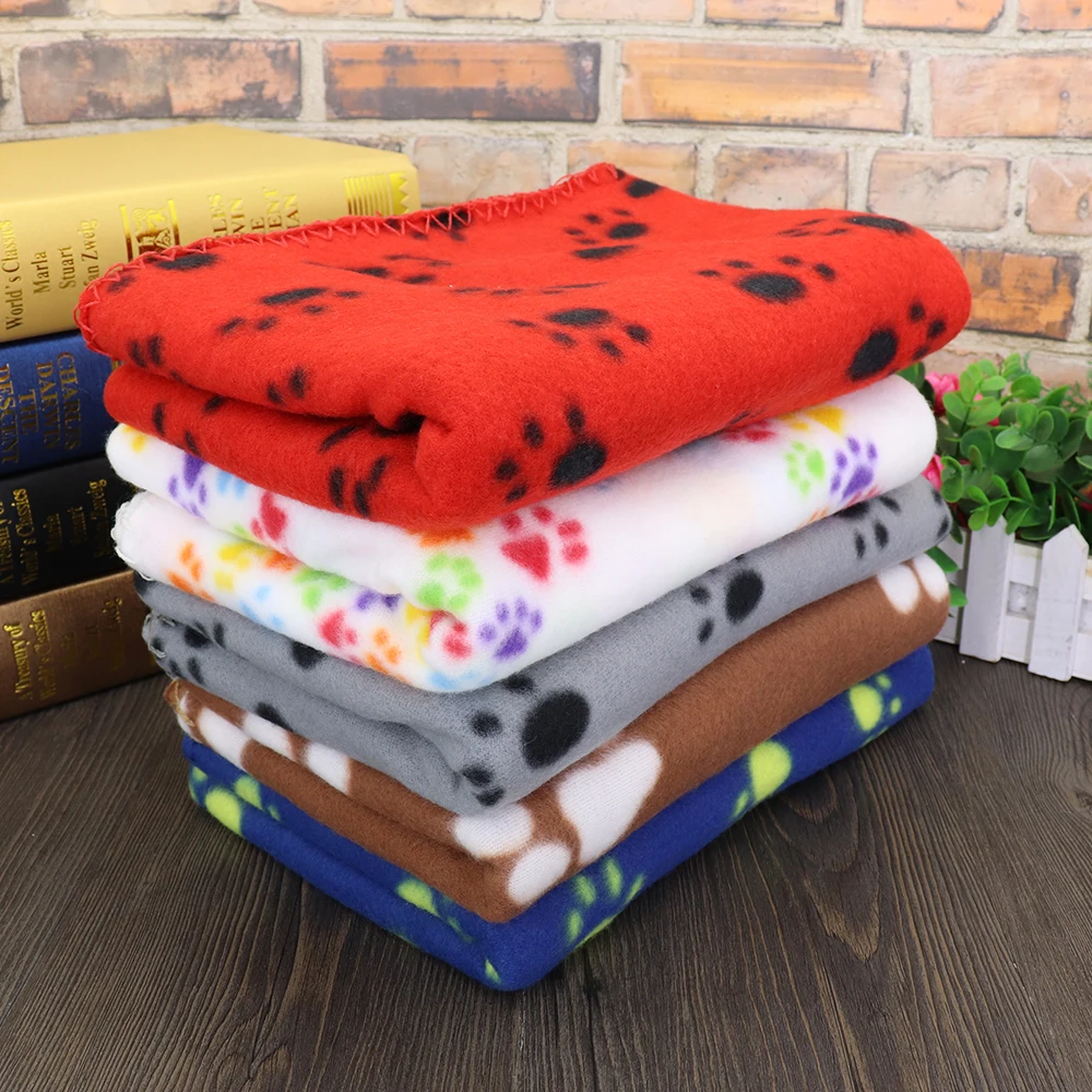 Manta suave de lana para perros y gatos, estera cálida para cama con estampado de pata, mantas para dormir para cachorros, Toalla de baño para perros pequeños, medianos y grandes - imagen 2